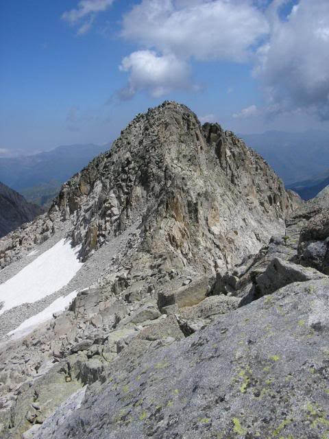 Salencas ridge above Val de Muleres